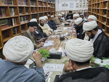 مركز الامام الصادق عليه السلام يقيم جلسة علمية فلسفية تخصصية تحت عنوان (نظريات أصالة الوجود والماهية الشيخ غلام رضا فياضي انموذجا